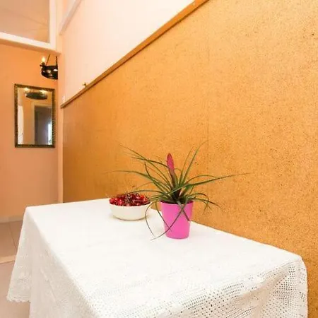 Vukoja - One-bedroom With Balcony Apartament Dubrownik
