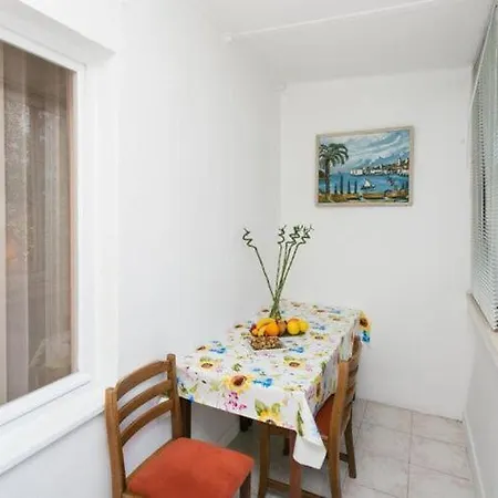 Vukoja - One-bedroom With Balcony