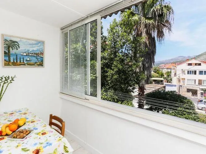 Vukoja - One-bedroom With Balcony